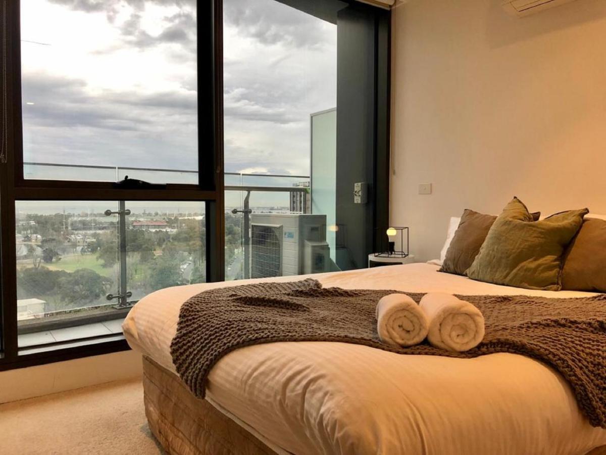 Readyset Apartments At Emerald Melbourne Dış mekan fotoğraf